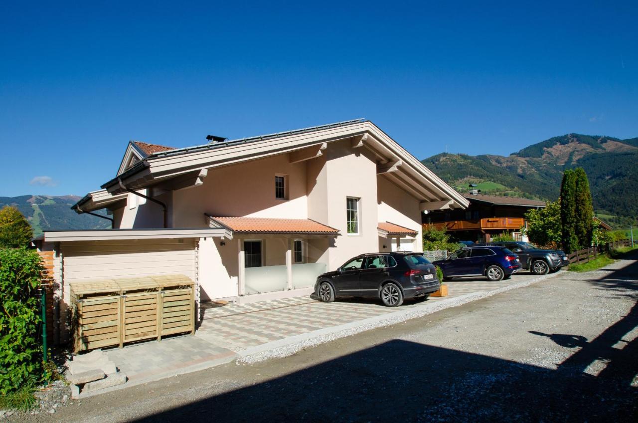 Panorama Apartments Bruck By All In One Apartments Bruck an der Grossglocknerstrasse Luaran gambar